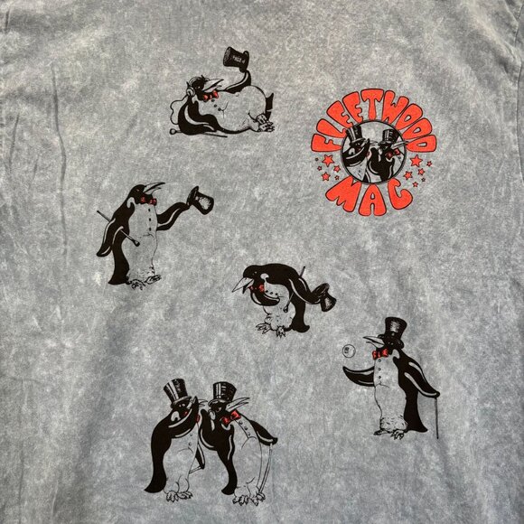 Fleetwood Mac Marching Penguin Parade T-shirt size large - Picture 2 of 4